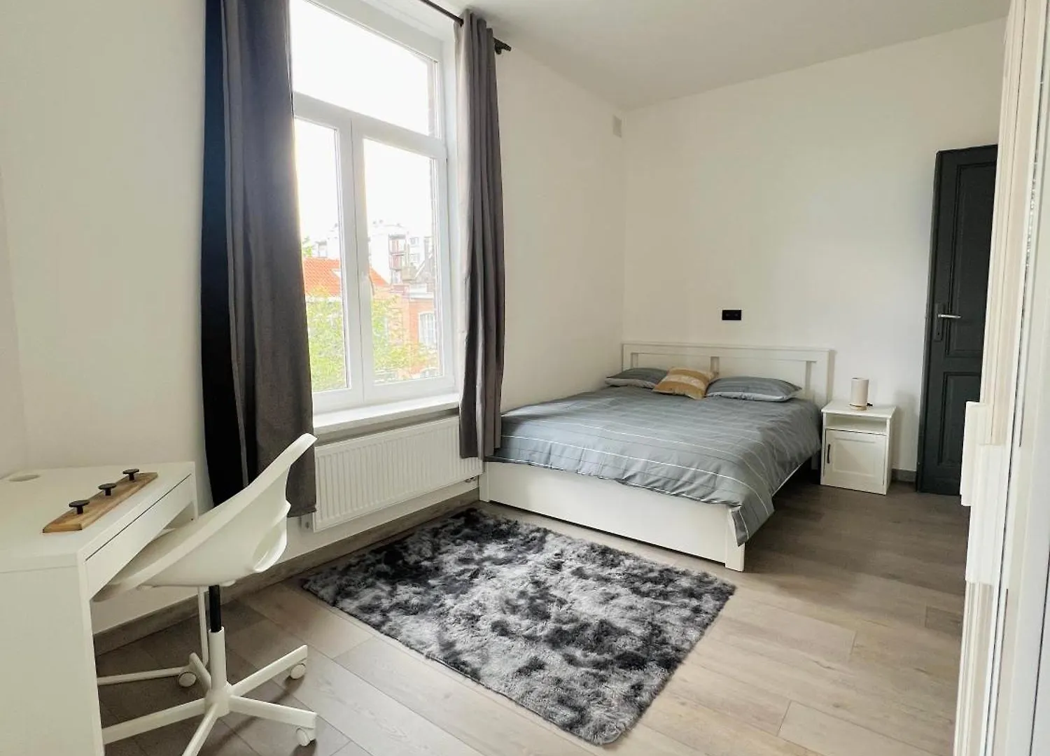 Renove Et Radieux A Bruxelles Apartment